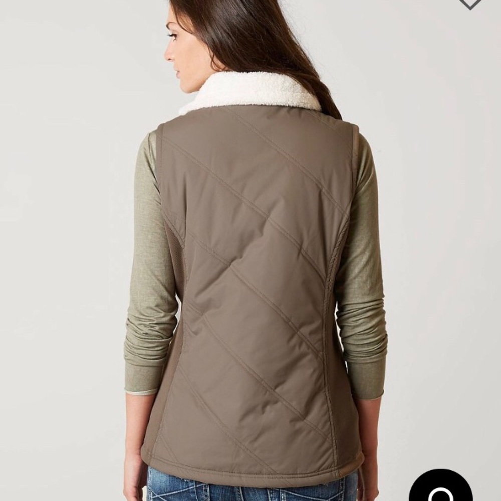 Avalanche vest